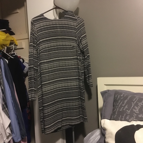 Dress - Picture 1 of 2